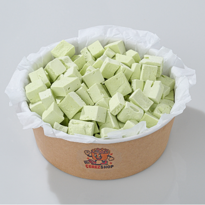 Çocuklar için eğlenceli ve pratik dondurma yeme yolu astronot dondurması - El kirletmeyen ve erimeyen dondurma atıştırmalığı.