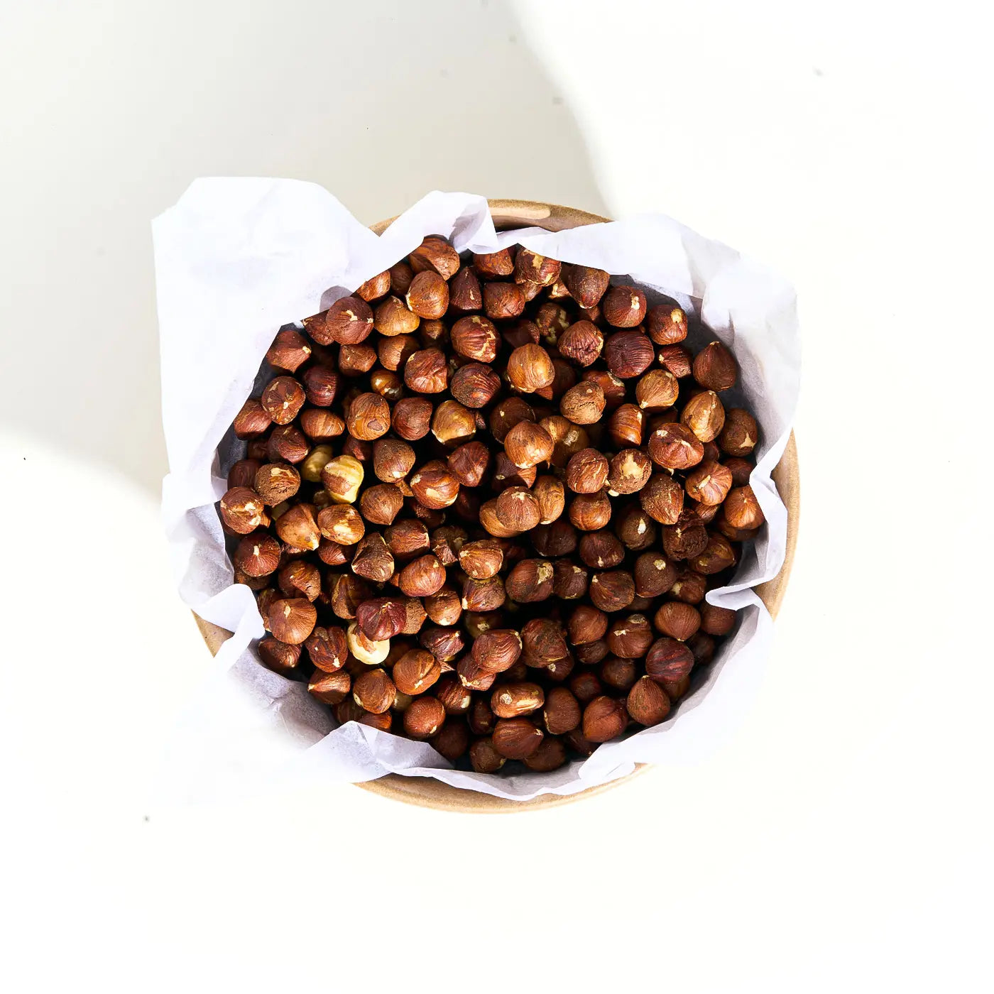 Çerezshop giresun çiğ fındık üstten çekim büyük kraft kase