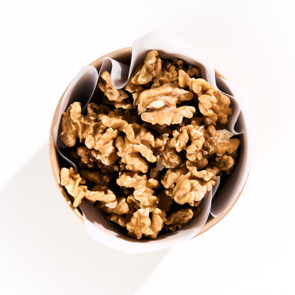 %100 Doğal ve Kavrulmamış Taze Ceviz İçi - Hiçbir Isıl İşlem Görmemiş, Besin Değerleri Korunmuş, Katkısız ve Tuzsuz Saf Kuruyemiş Deneyimi.