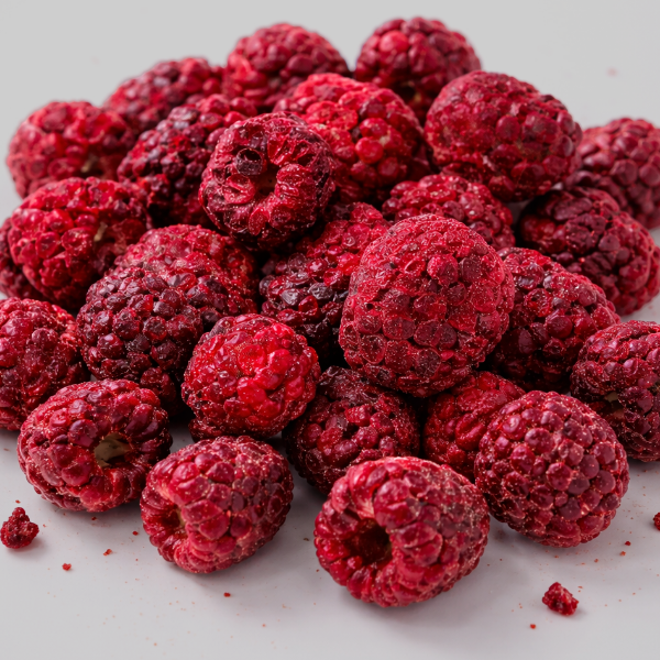 Freeze Dried Böğürtlen yakın plan dondurularak kurutulmuş meyve dokusu
