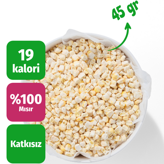 Freeze dried tane mısır küçük çerezshop kasesinde üst çekim kalori bilgi