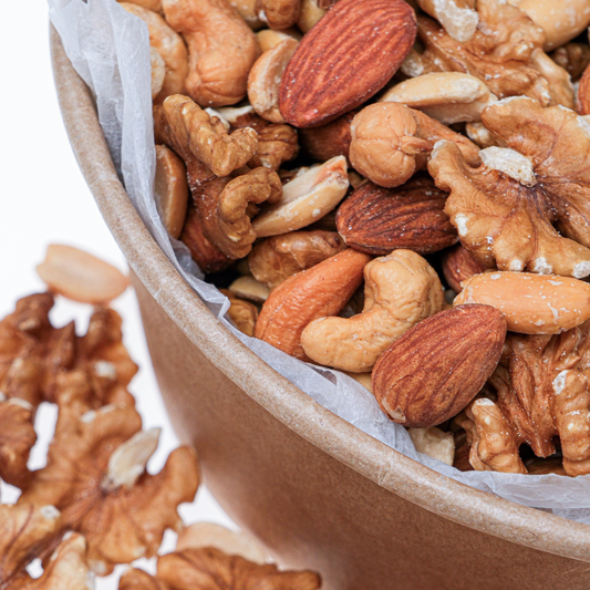 Kabuk soyma derdi olmayan %100 ayıklanmış lüks çerez - Misafir sunumları ve ofis atıştırmalıkları için temiz tüketim.